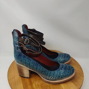 Freebird Randi Turquoise Croco Heels- Womens- Size 9- Round Toe- Leather- RARE